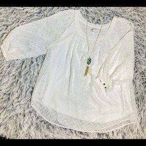 Cato size 18/20W white layered top with quarter sleeves